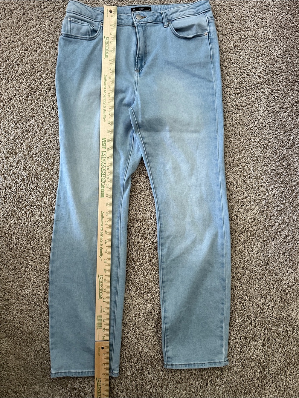 Members Mark. Light Wash Women's Skinny Jeans. Size 12. Like new!!